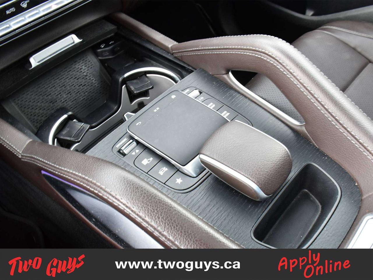 2023 Mercedes-Benz GLE GLE 450 3.0L AWD   AMG PKG   Panoroof   Leather Photo