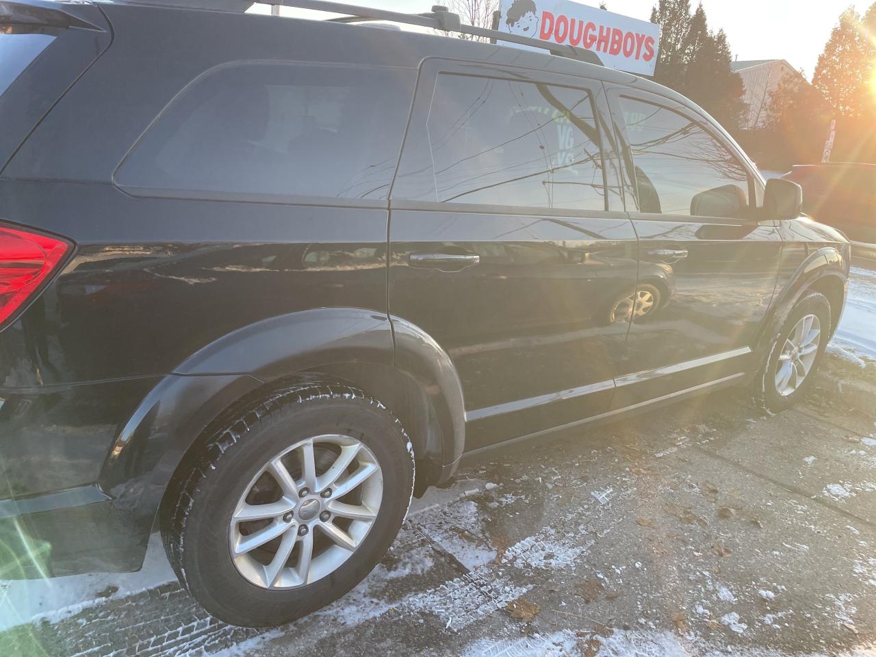 2016 Dodge Journey SXT Photo3