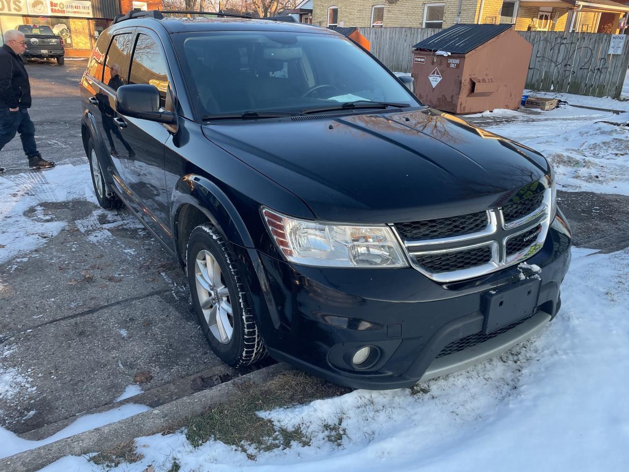 2016 Dodge Journey SXT Photo2
