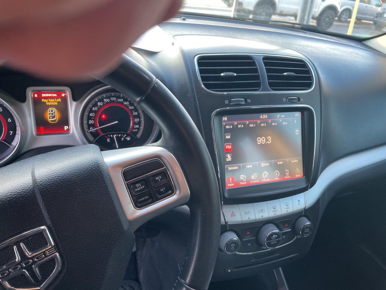 2016 Dodge Journey SXT Photo