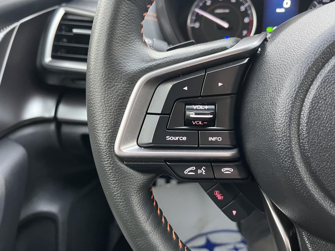 2023 Subaru Crosstrek Limited CVT, FROM 3.99% FINANCING AVAILABLE Photo