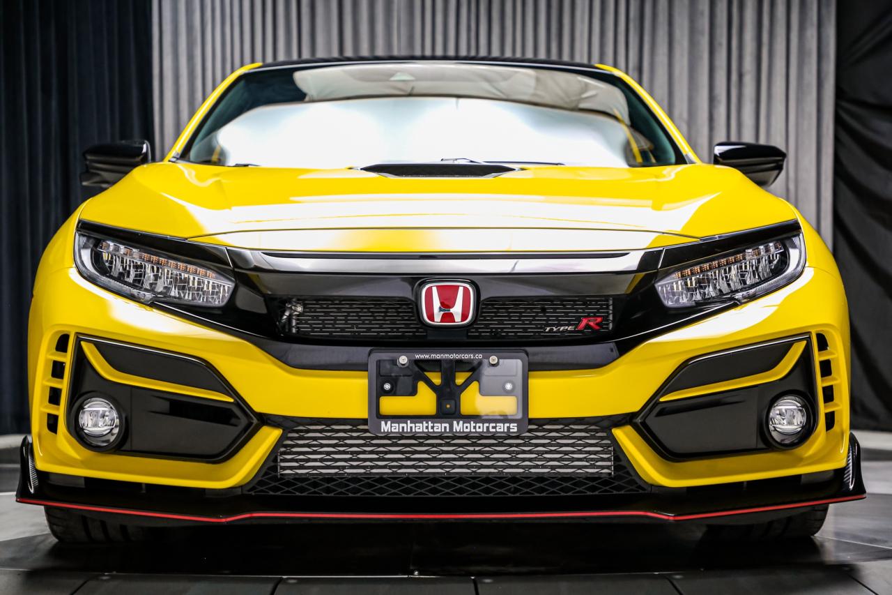2021 Honda Civic Type R LIMITED EDITION 1 OF 1020 306HP MANUAL LOADED Photo