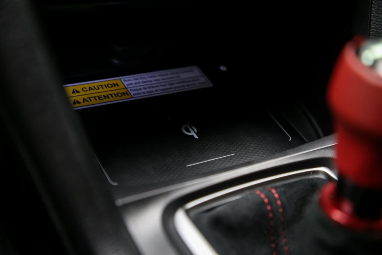 2021 Honda Civic Type R LIMITED EDITION 1 OF 1020 306HP MANUAL LOADED Photo