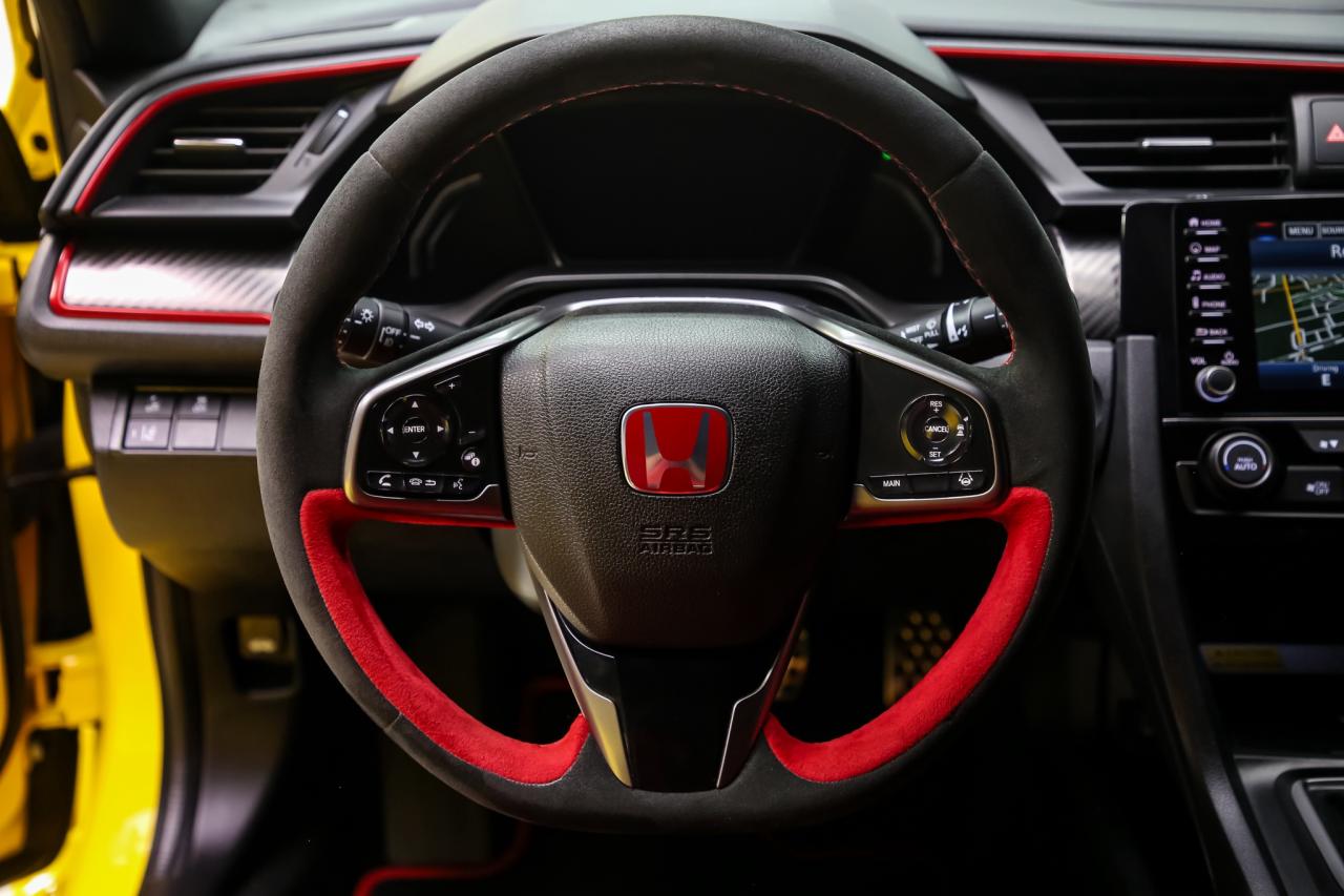 2021 Honda Civic Type R LIMITED EDITION 1 OF 1020 306HP MANUAL LOADED Photo