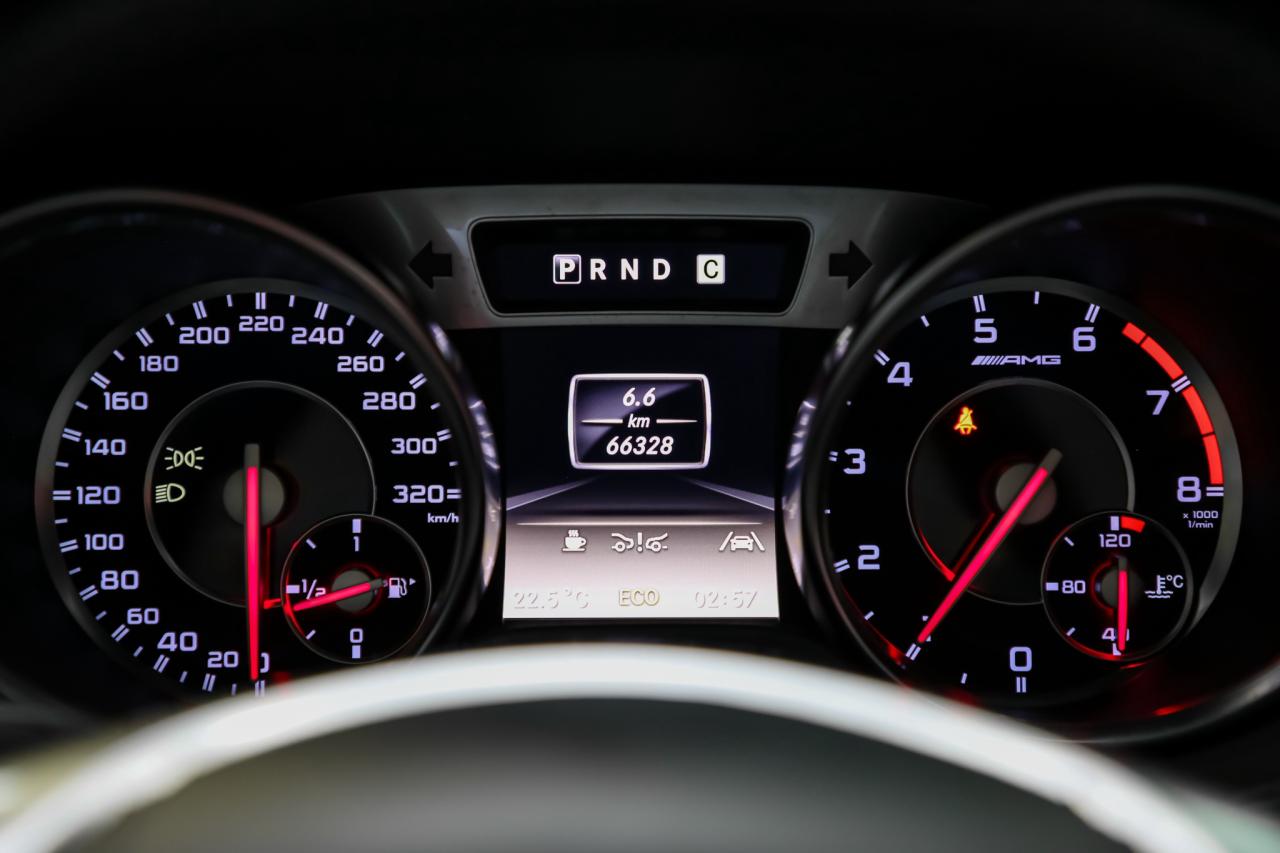 2013 Mercedes-Benz SL-Class SL 63 AMG ROADSTER V8 429HP NOACCDNT REDINT DSTRNC Photo