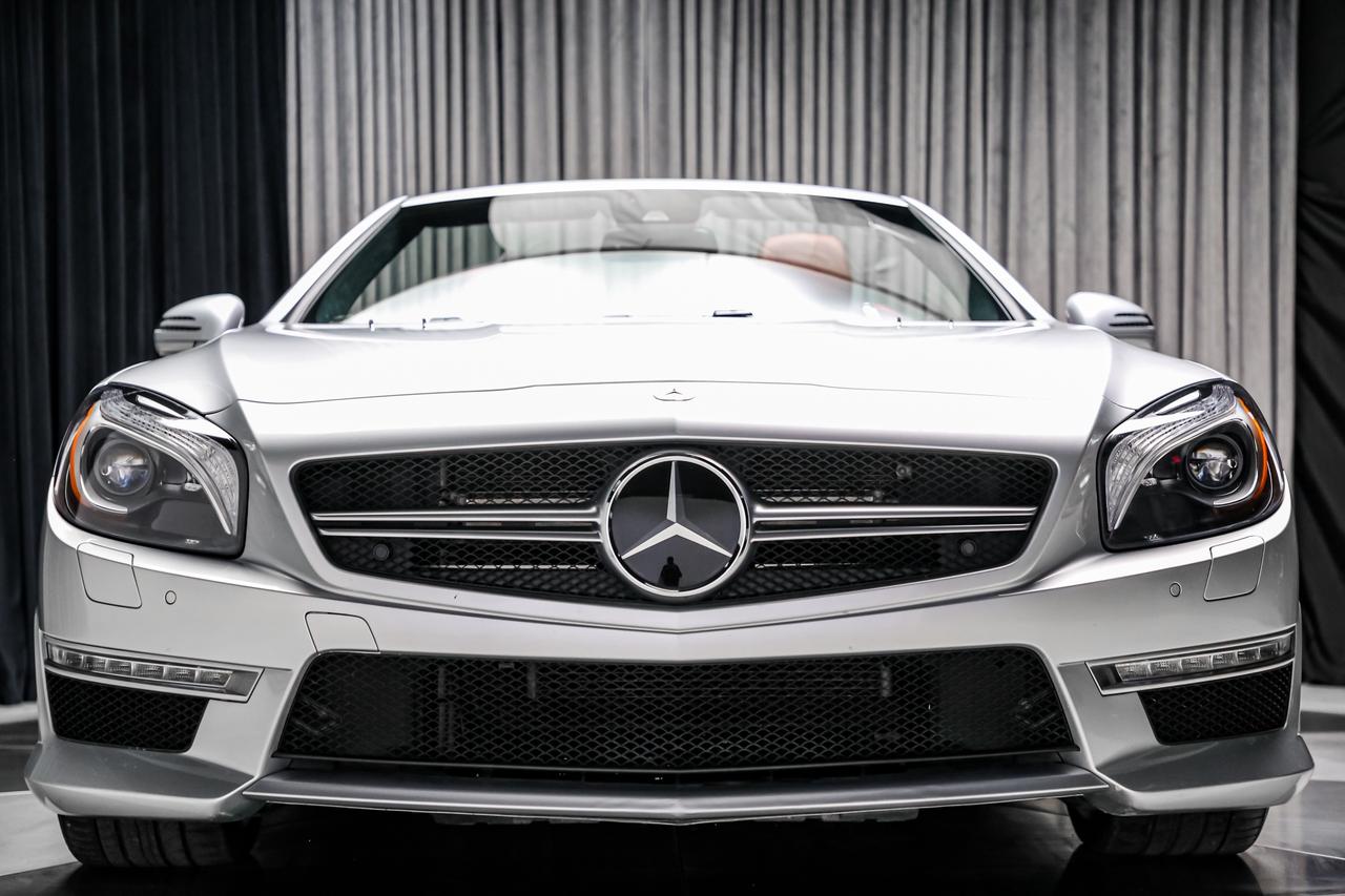 2013 Mercedes-Benz SL-Class SL 63 AMG ROADSTER V8 429HP NOACCDNT REDINT DSTRNC Photo