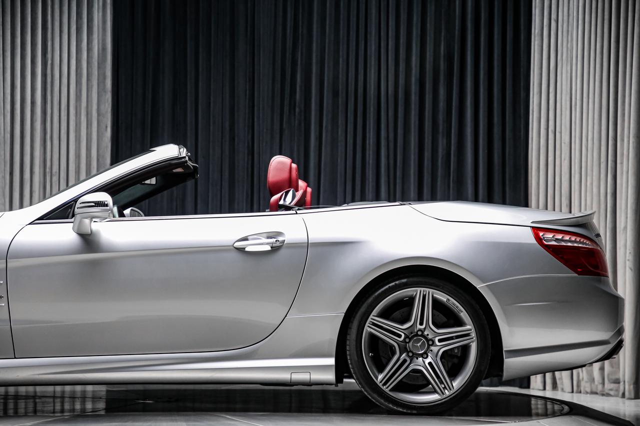 2013 Mercedes-Benz SL-Class SL 63 AMG ROADSTER V8 429HP NOACCDNT REDINT DSTRNC Photo