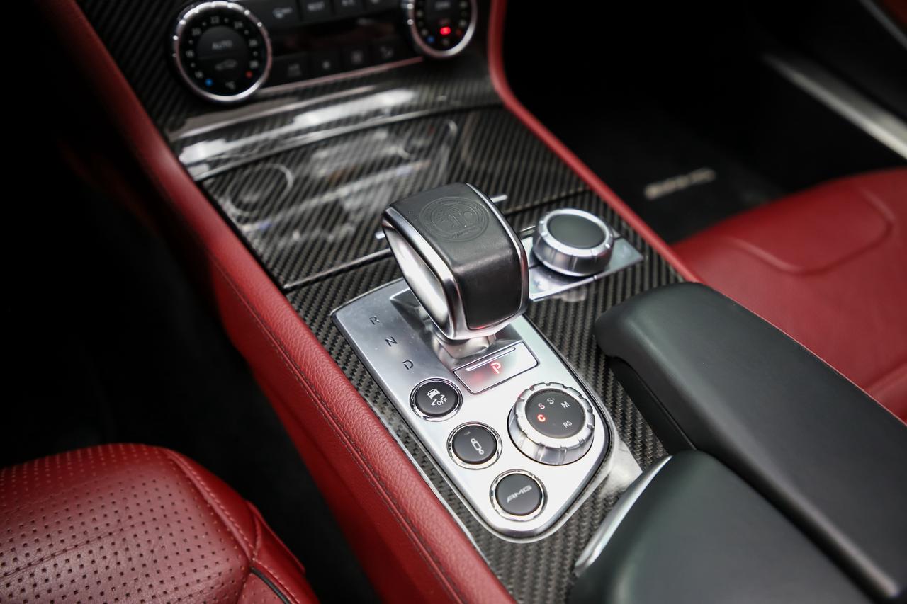 2013 Mercedes-Benz SL-Class SL 63 AMG ROADSTER V8 429HP NOACCDNT REDINT DSTRNC Photo