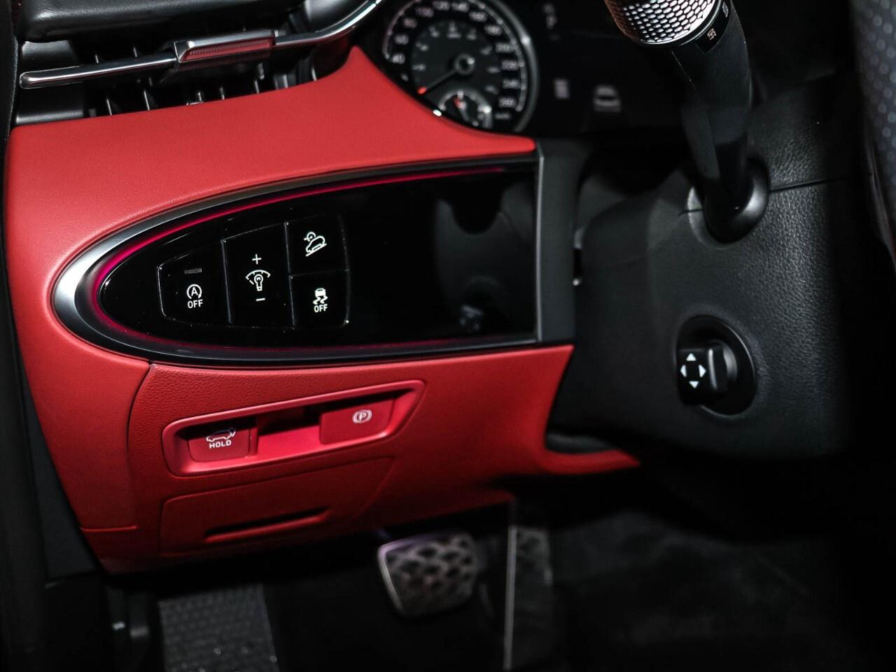 2023 Genesis GV70 2.5T Prestige AWD Photo