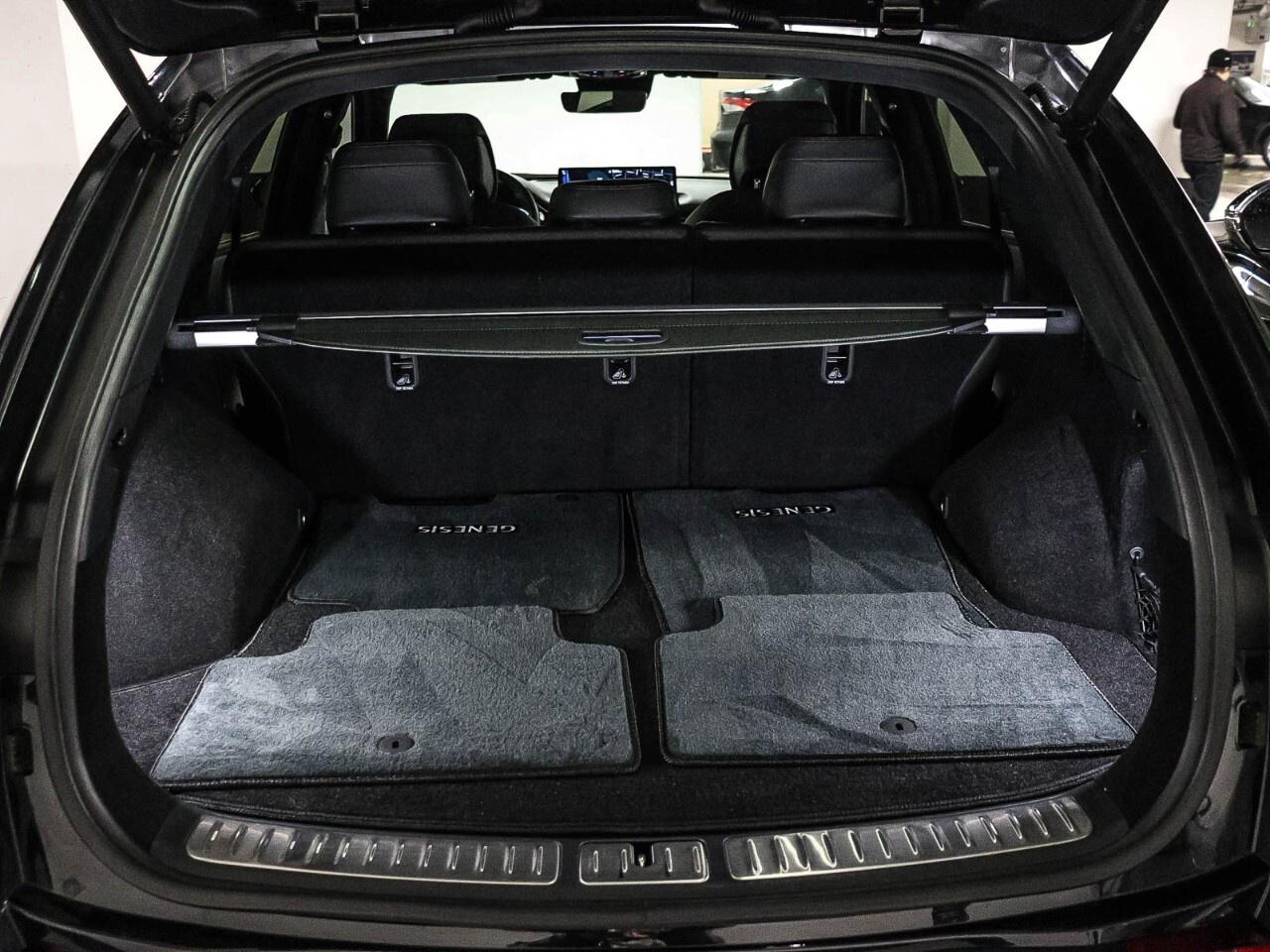 2023 Genesis GV70 2.5T Prestige AWD Photo