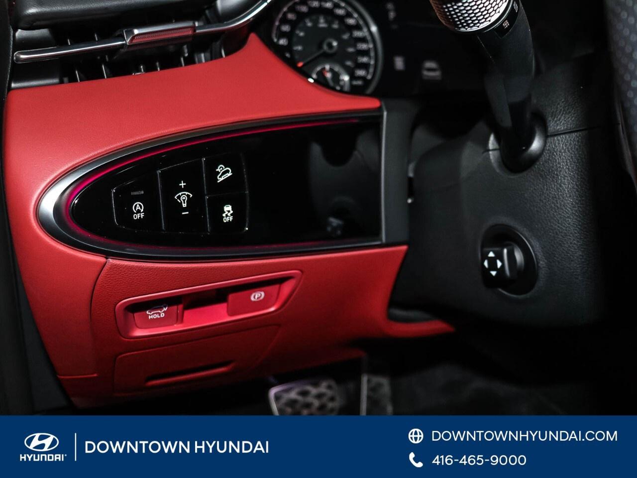 2023 Genesis GV70 2.5T Prestige AWD Photo