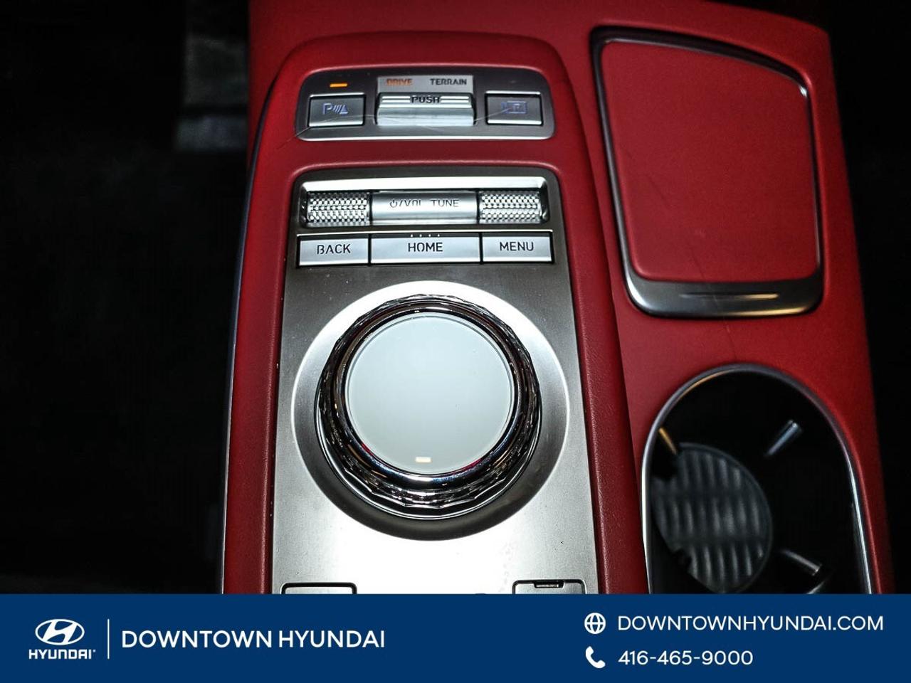 2023 Genesis GV70 2.5T Prestige AWD Photo