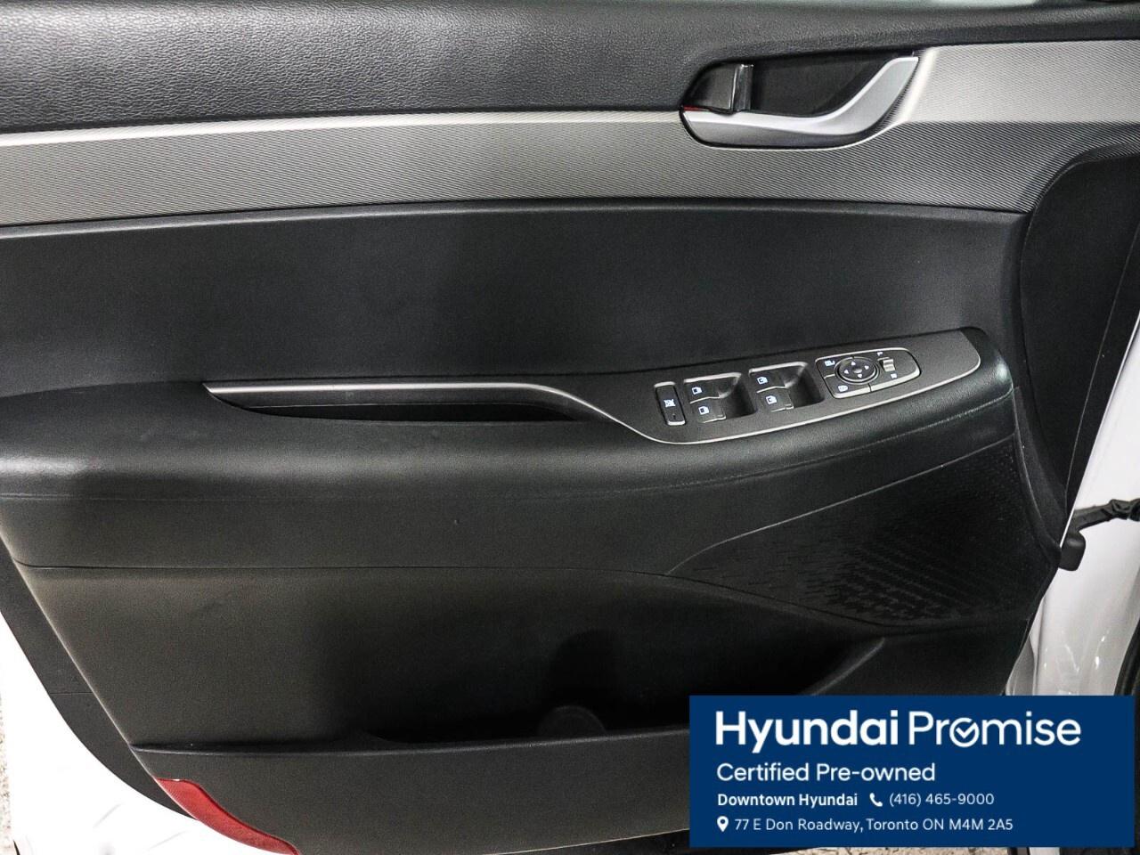 2022 Hyundai PALISADE Essential 8-Passenger AWD Photo