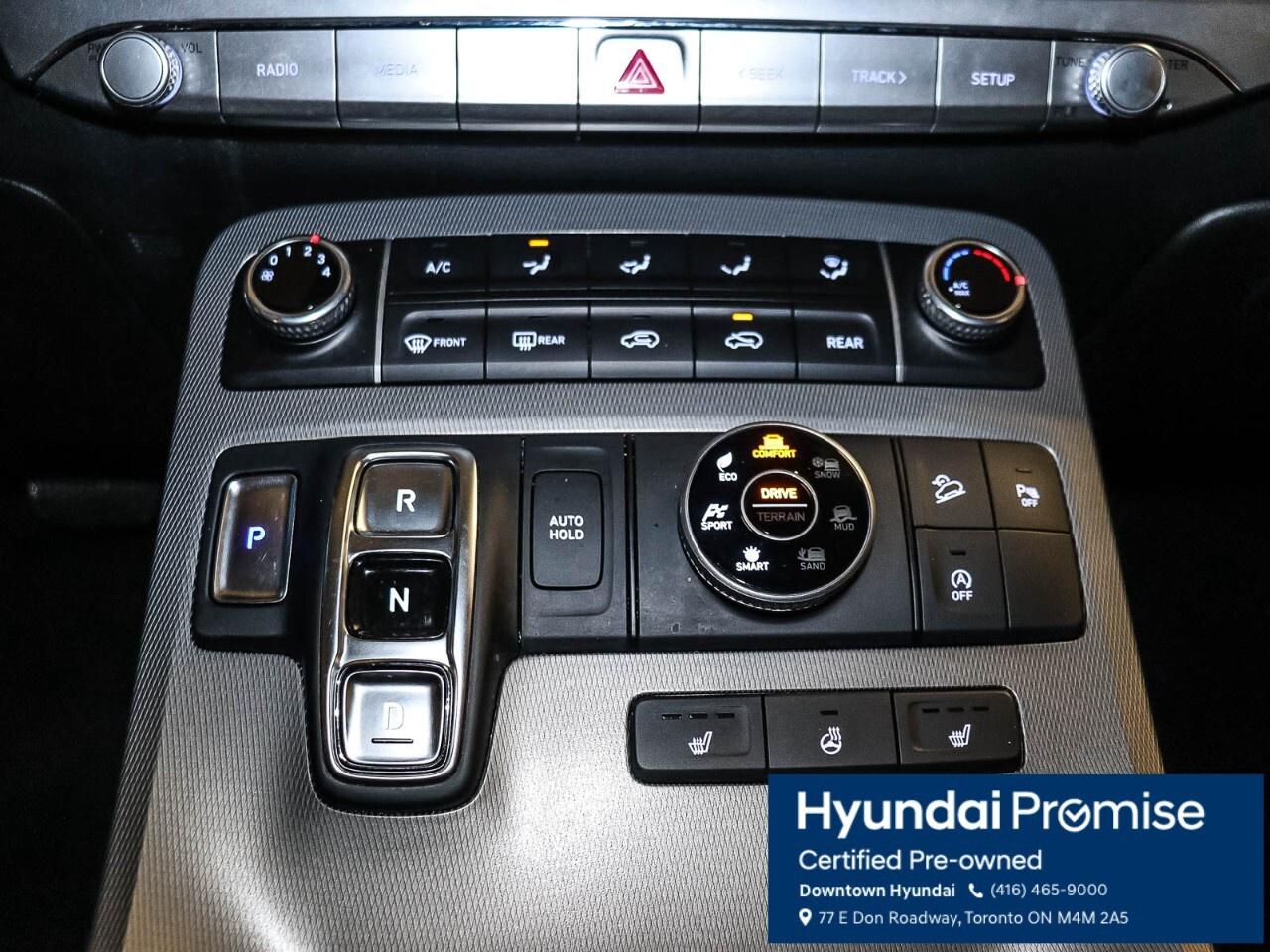 2022 Hyundai PALISADE Essential 8-Passenger AWD Photo