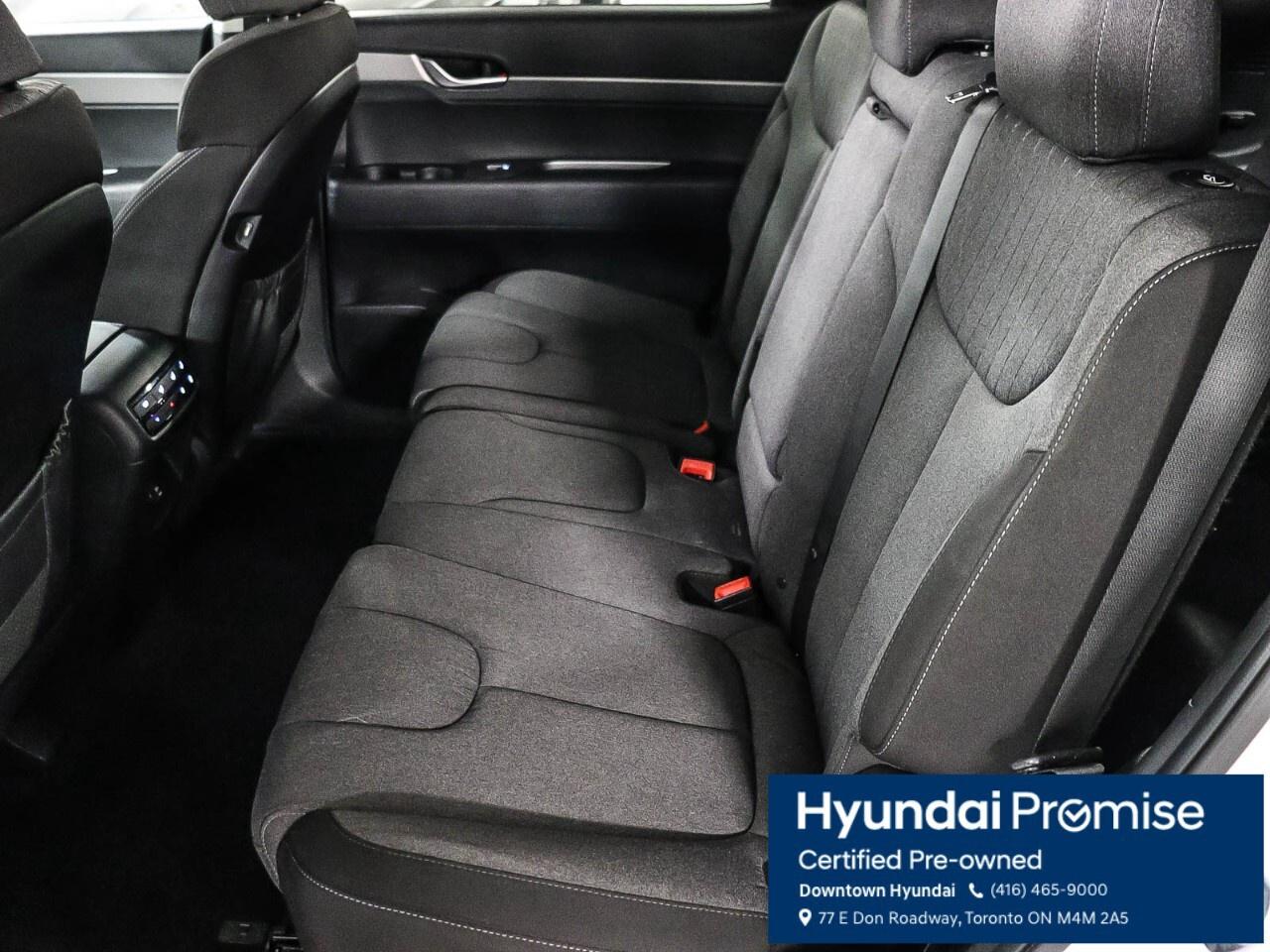 2022 Hyundai PALISADE Essential 8-Passenger AWD Photo