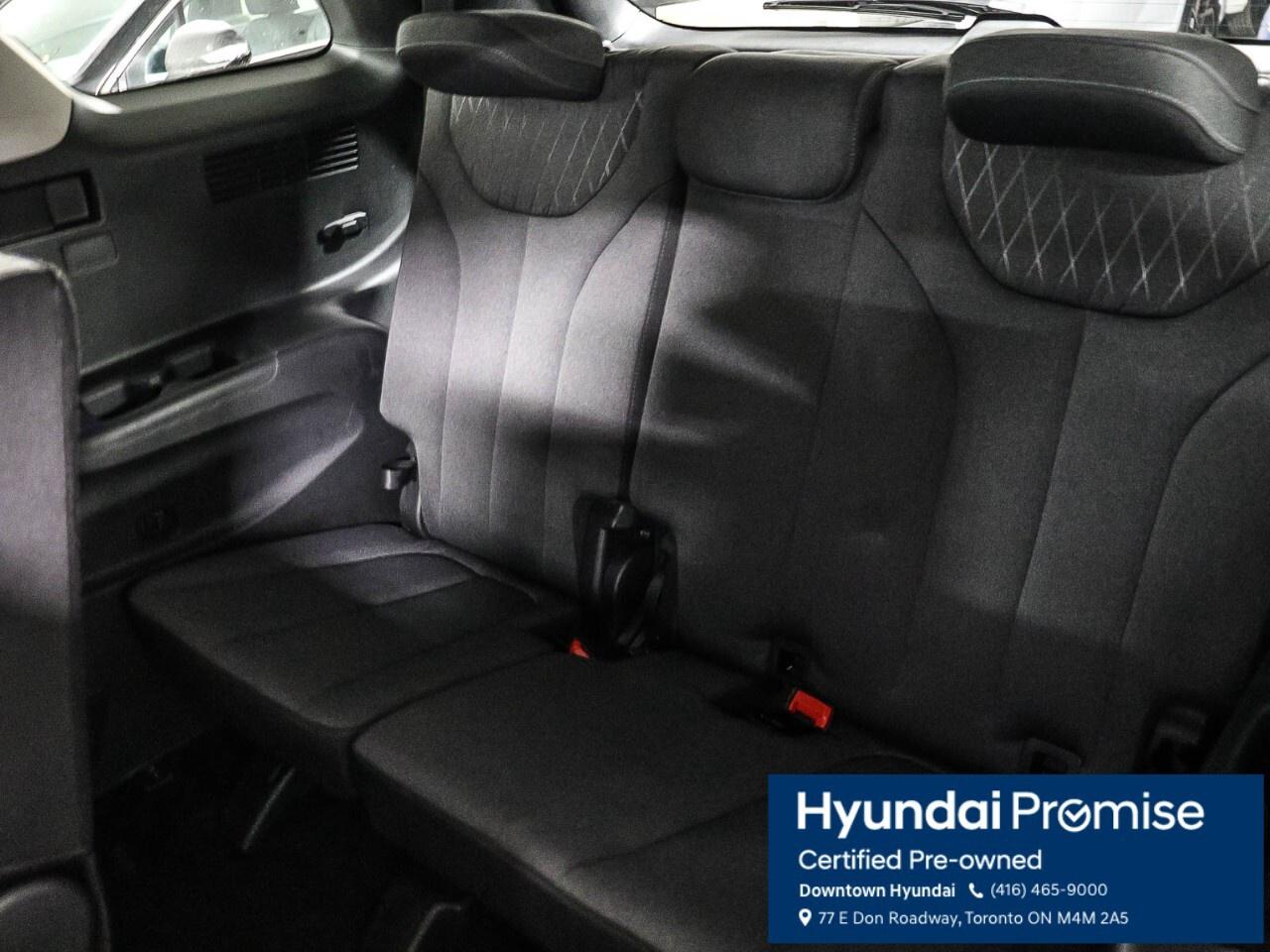 2022 Hyundai PALISADE Essential 8-Passenger AWD Photo