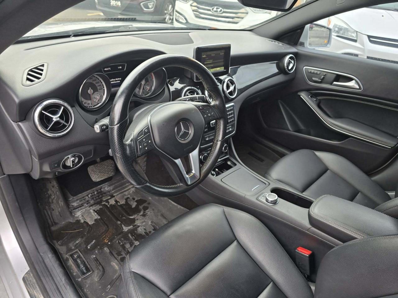 2014 Mercedes-Benz CLA-Class 4dr Sdn CLA 250 4MATIC Photo