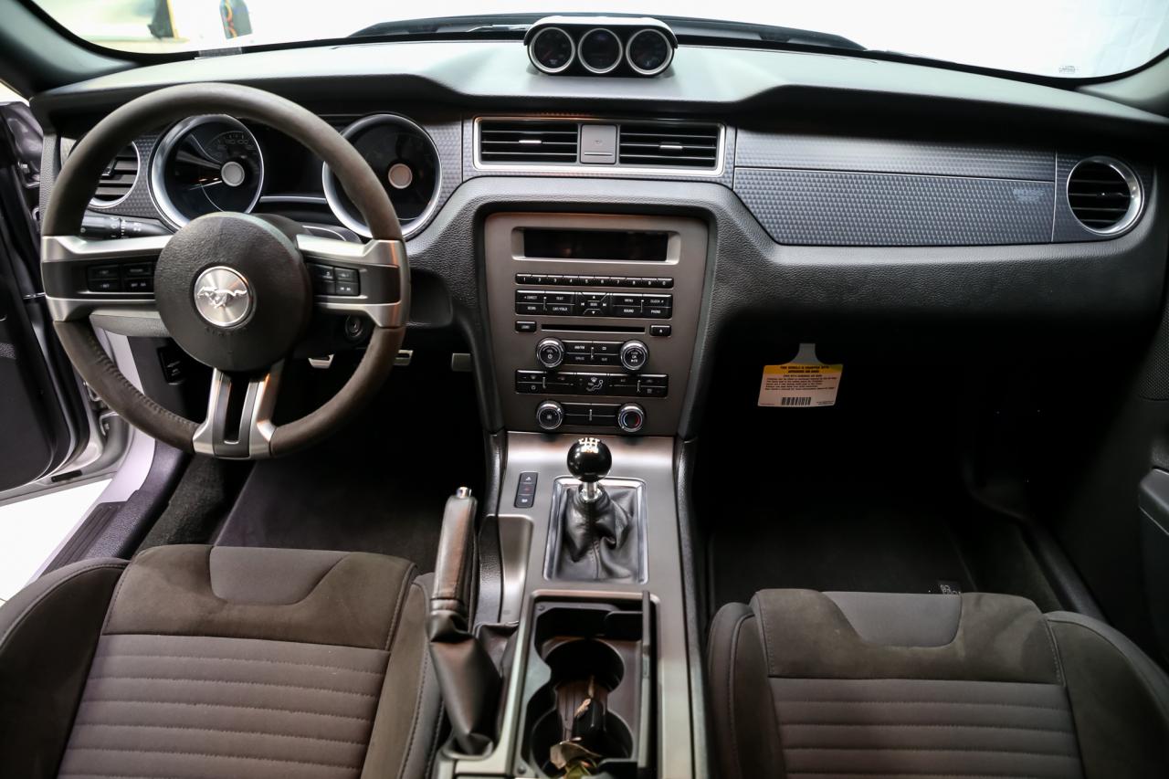 2012 Ford Mustang BOSS 302 LAGUNA SECA 444HP RARE LOWKM COLLECTORCAR Photo