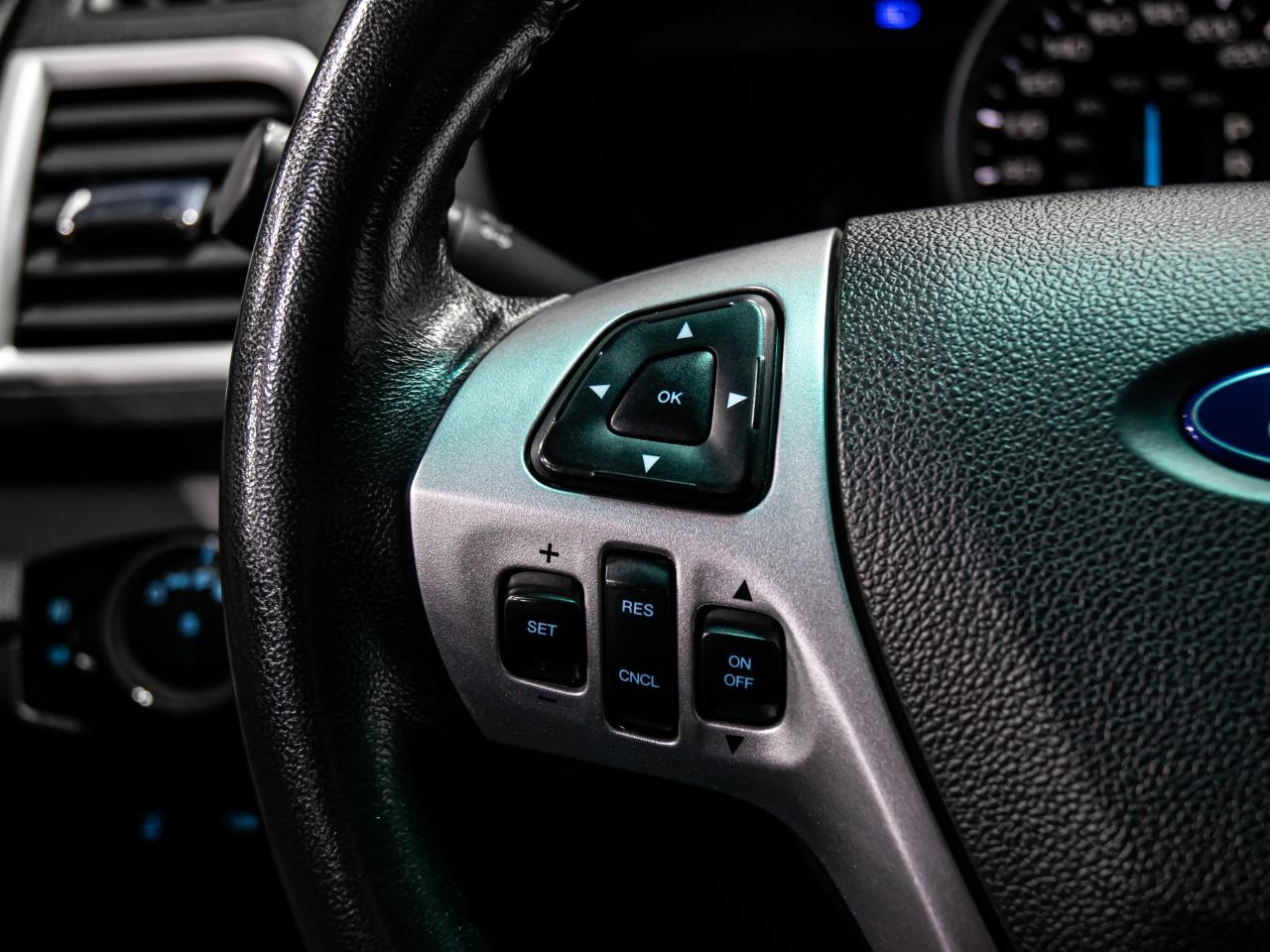 2012 Ford Explorer 4WD XLT NAVIGATION REAR VIEW CAMERA 7 PASSENGER Photo