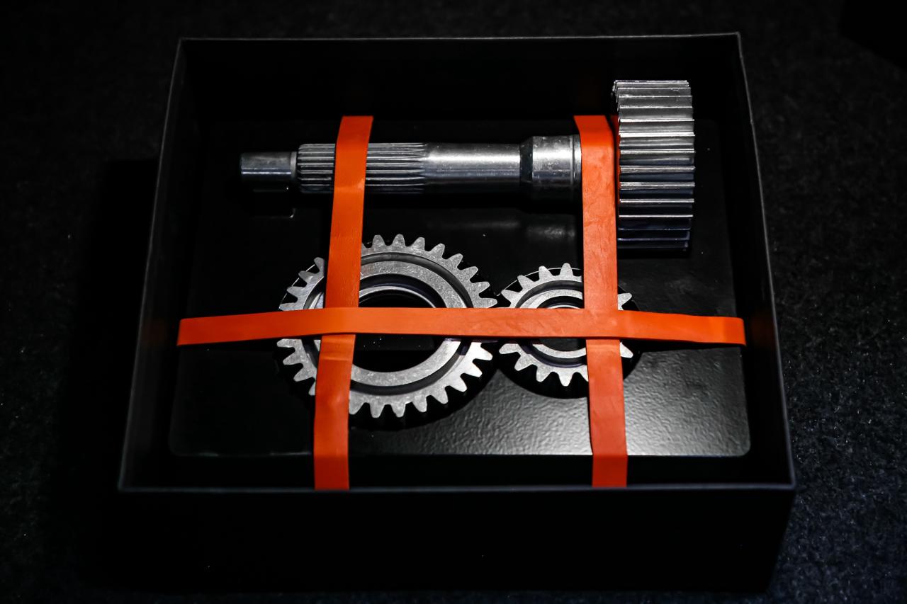 2022 Ford Mustang MACH 1 5.0L 470HP MANUAL HANDLINGPKG RECARO LOWKM Photo