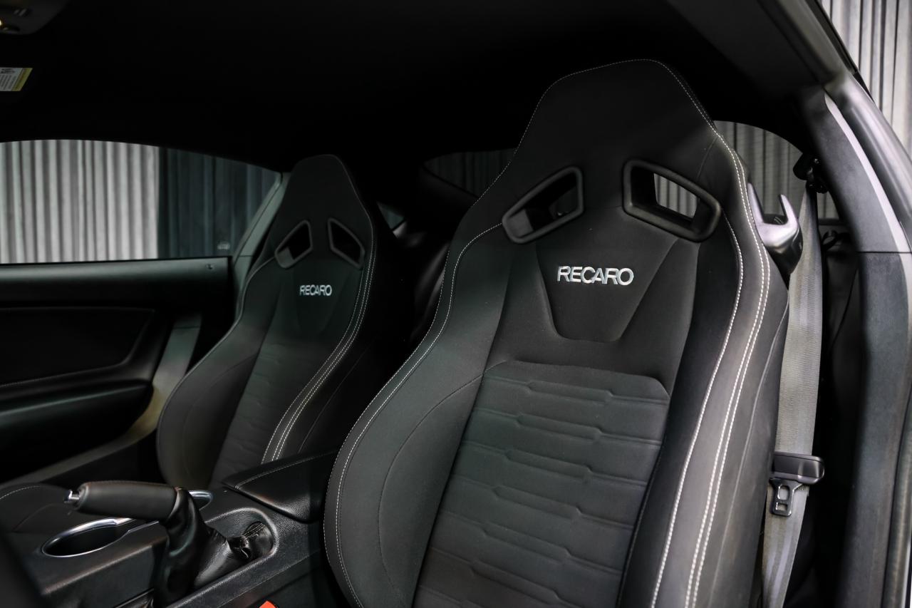 2022 Ford Mustang MACH 1 5.0L 470HP MANUAL HANDLINGPKG RECARO LOWKM Photo