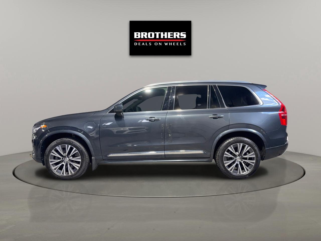 2022 Volvo XC90 Recharge T8 eAWD PHEV Inscription 7 Passenger No Accident Photo3