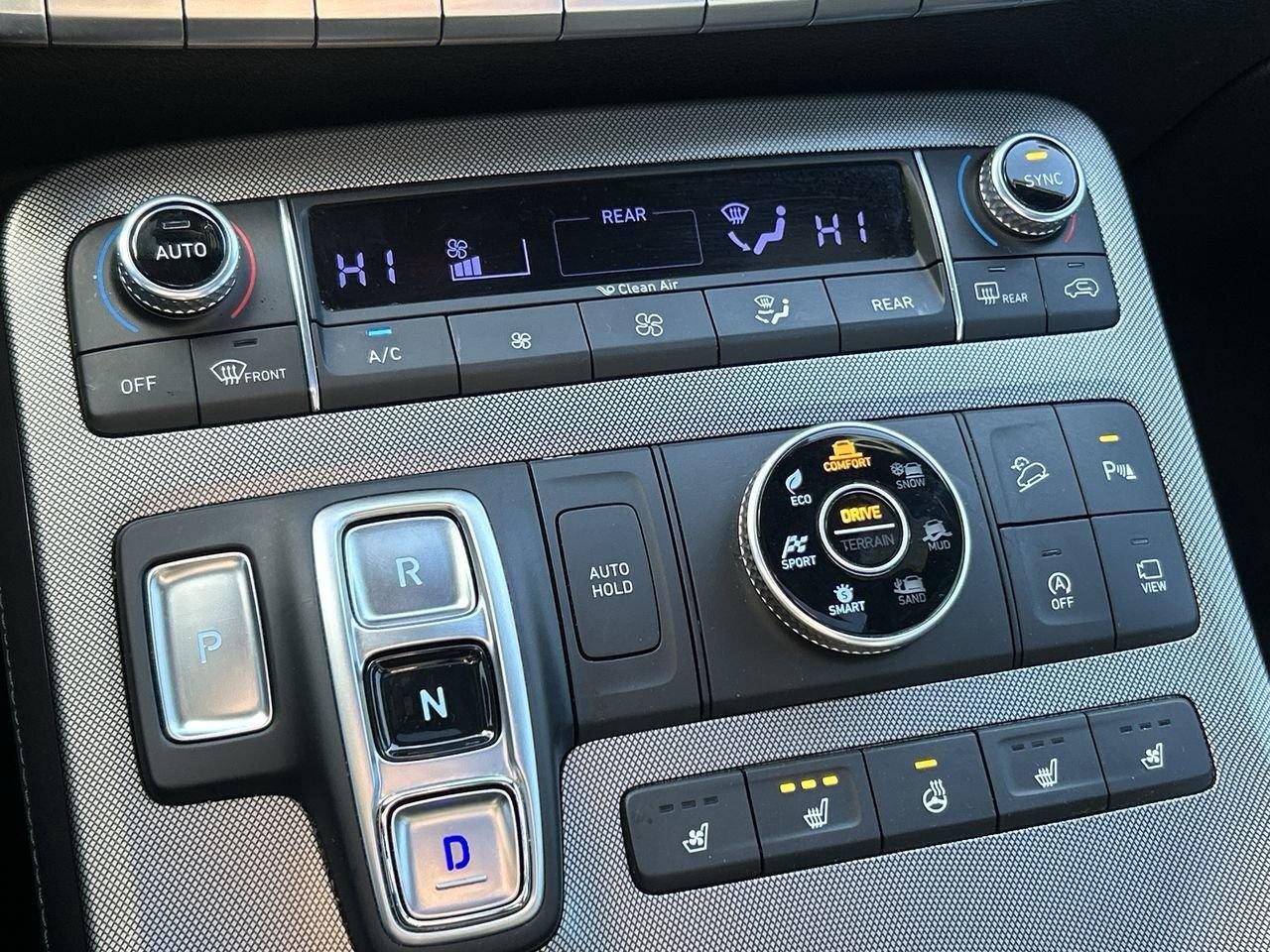 2022 Hyundai PALISADE Ultimate Calligraphy   Luxury 3-Row SUV CLEAN CARF Photo