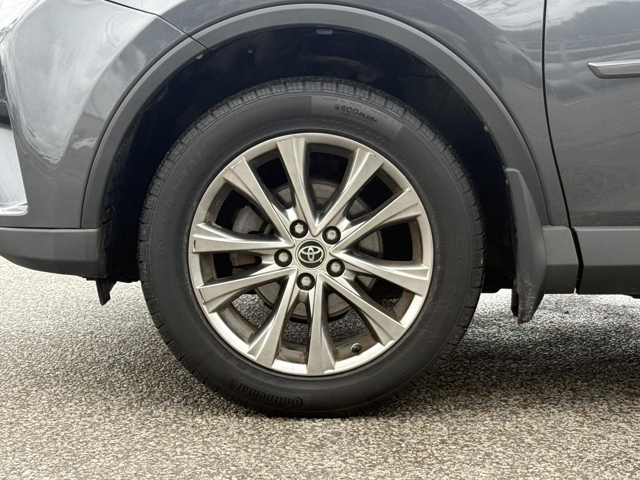 2018 Toyota RAV4 Hybrid l AWD l Limited l 2 Owner l Toyota Service Photo2