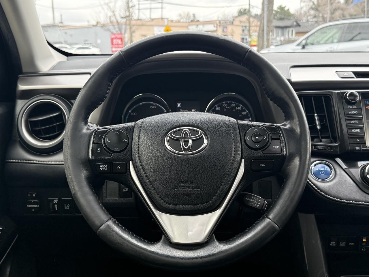 2018 Toyota RAV4 Hybrid l AWD l Limited l 2 Owner l Toyota Service Photo