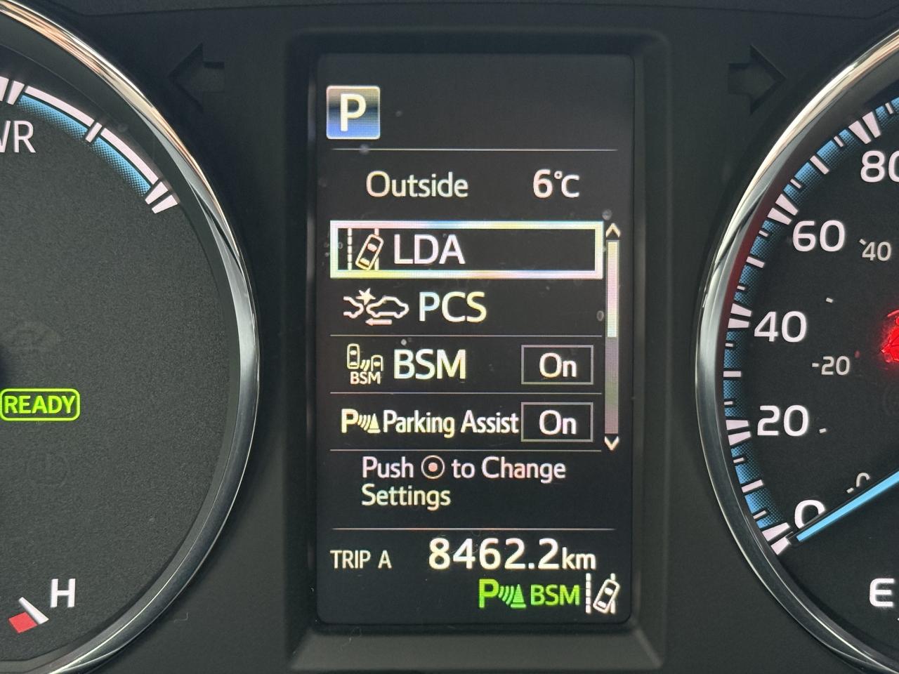 2018 Toyota RAV4 Hybrid l AWD l Limited l 2 Owner l Toyota Service Photo