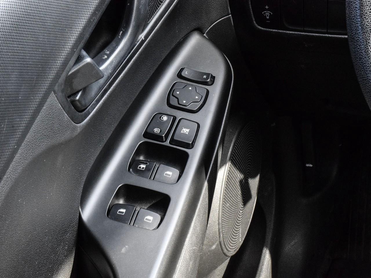 2020 Hyundai KONA 2.0L Essential Heated Seats   CarPlay Ready Photo