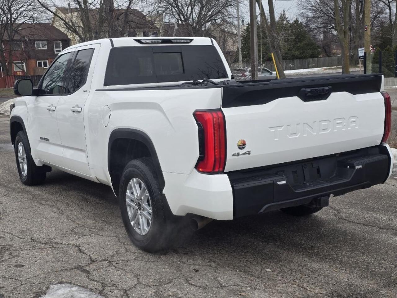 2023 Toyota Tundra 4x4 Double Cab Sr Photo3