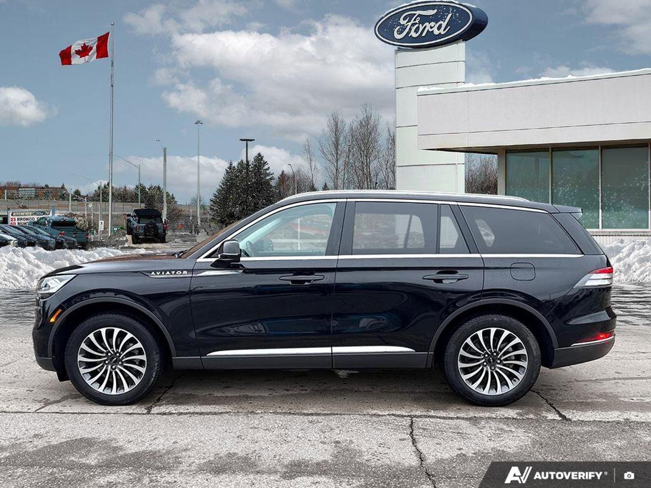 2023 Lincoln Aviator Reserve   ONE OWNER   LEATHER   MOONROOF Photo3