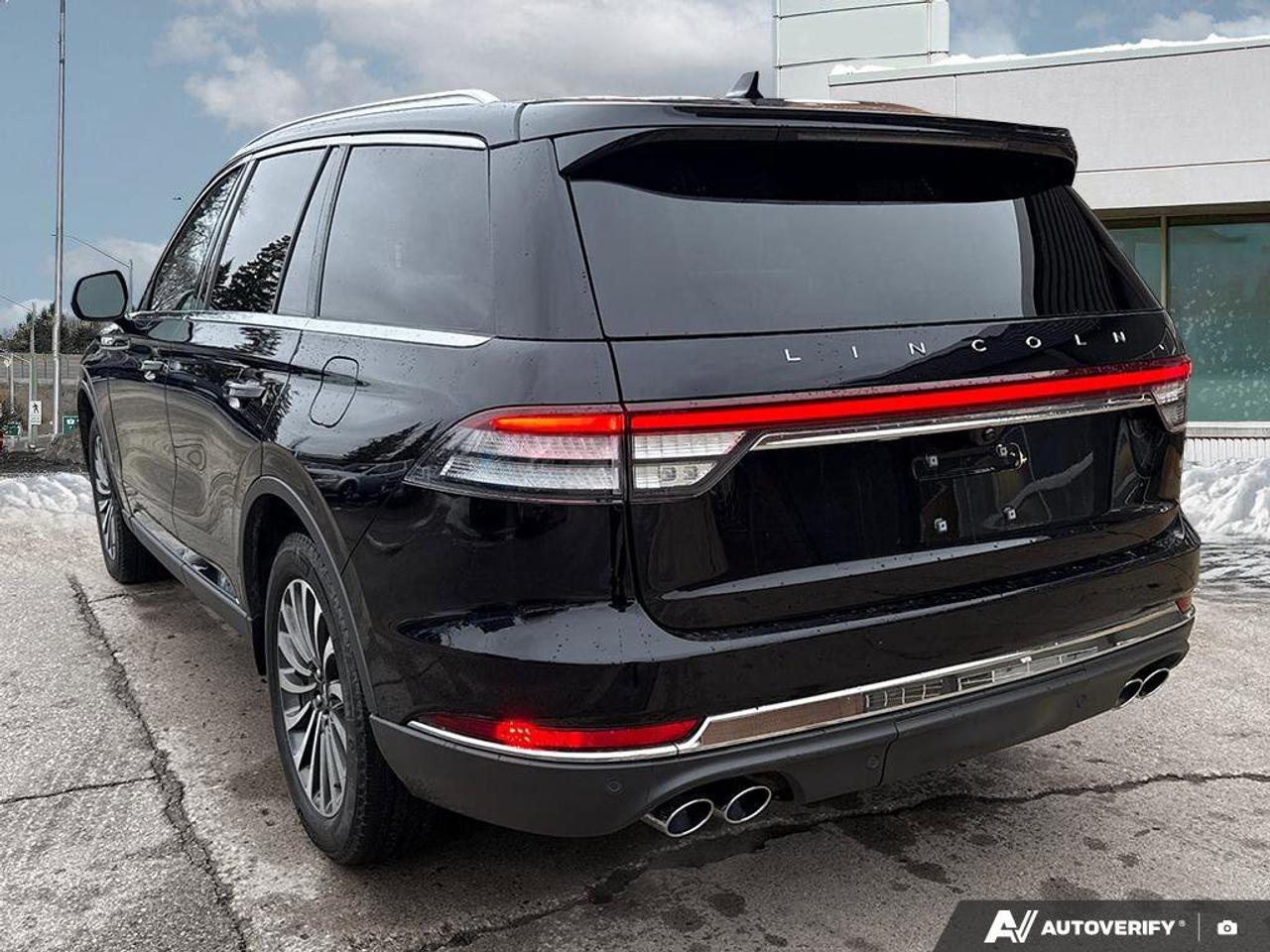 2023 Lincoln Aviator Reserve   ONE OWNER   LEATHER   MOONROOF Photo