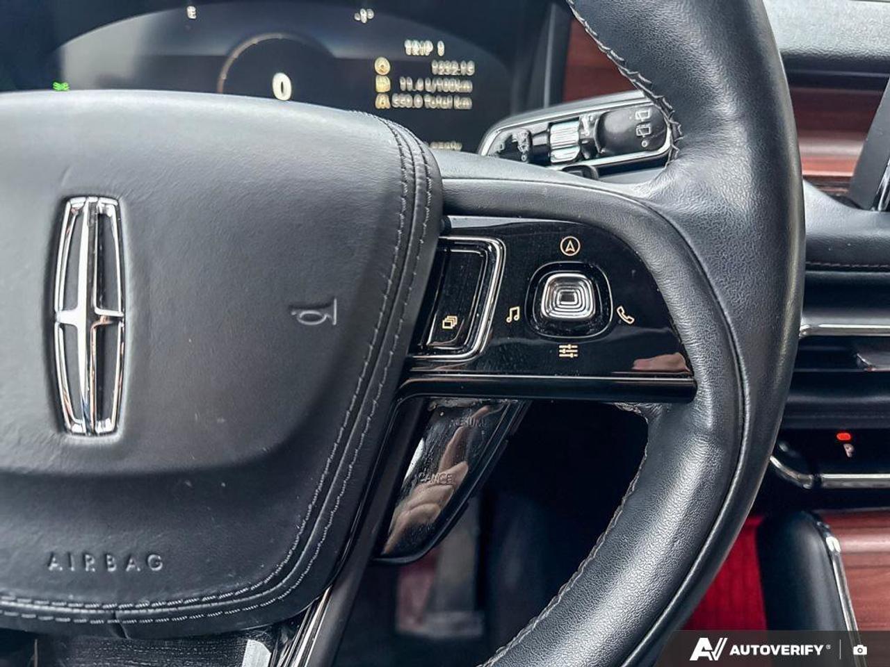 2023 Lincoln Aviator Reserve   ONE OWNER   LEATHER   MOONROOF Photo