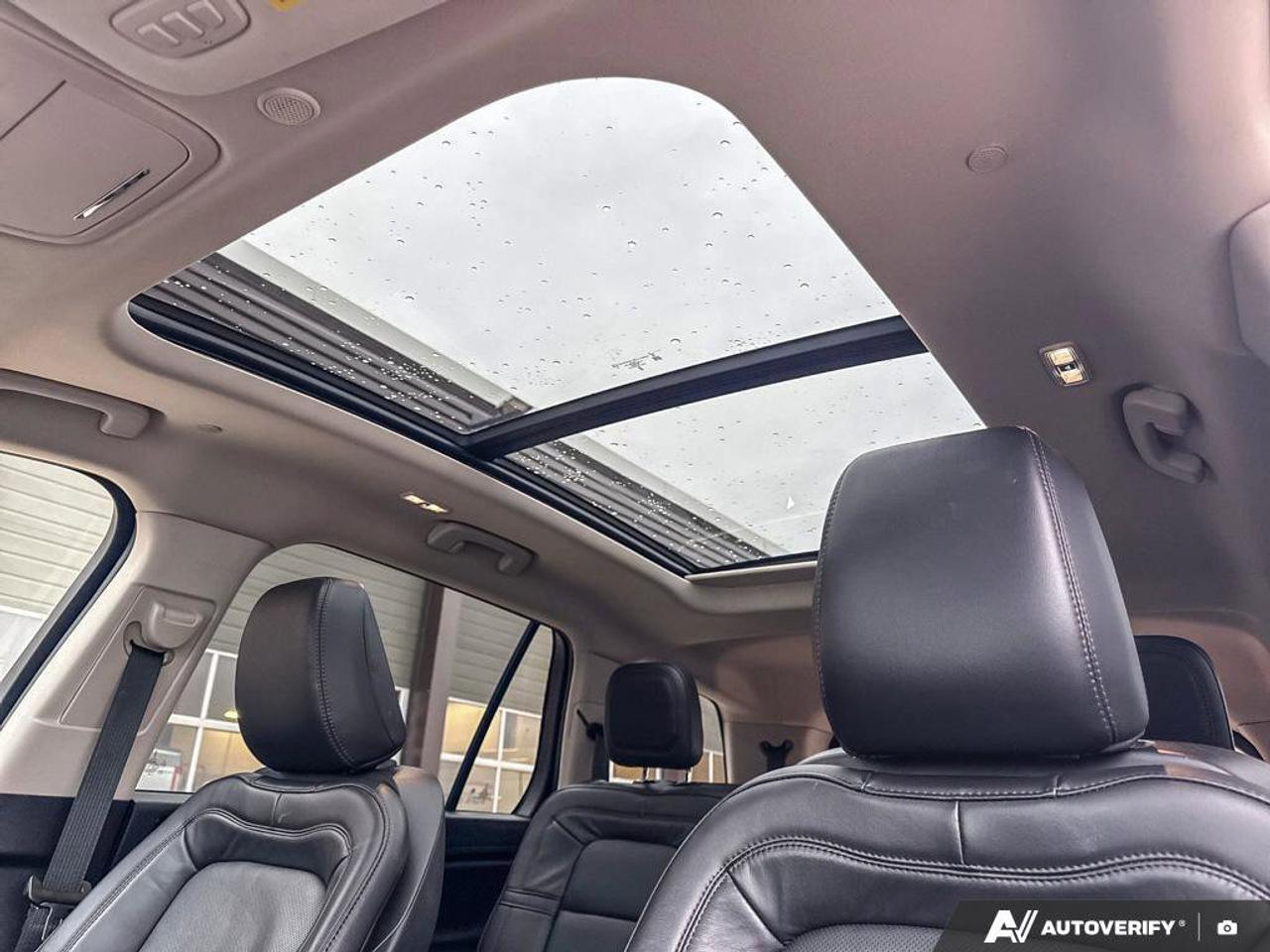 2023 Lincoln Aviator Reserve   ONE OWNER   LEATHER   MOONROOF Photo