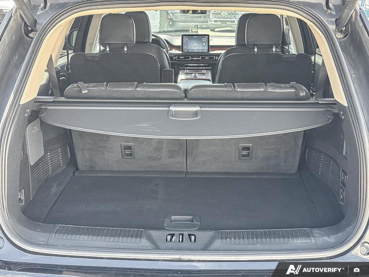 2023 Lincoln Aviator Reserve   ONE OWNER   LEATHER   MOONROOF Photo