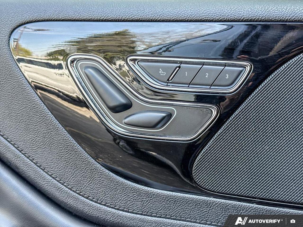 2023 Lincoln Aviator Reserve   ONE OWNER   LEATHER   MOONROOF Photo