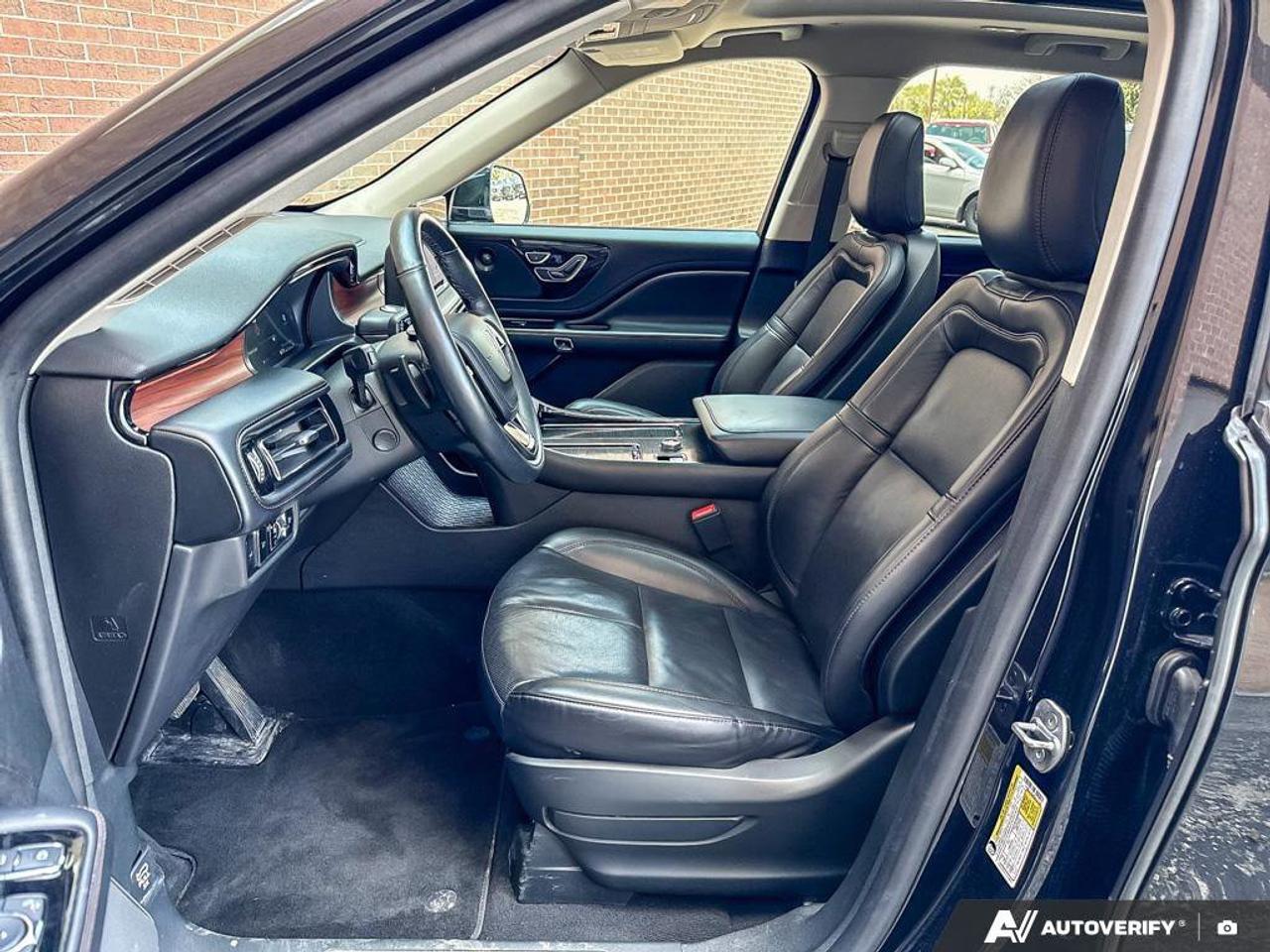 2023 Lincoln Aviator Reserve   ONE OWNER   LEATHER   MOONROOF Photo
