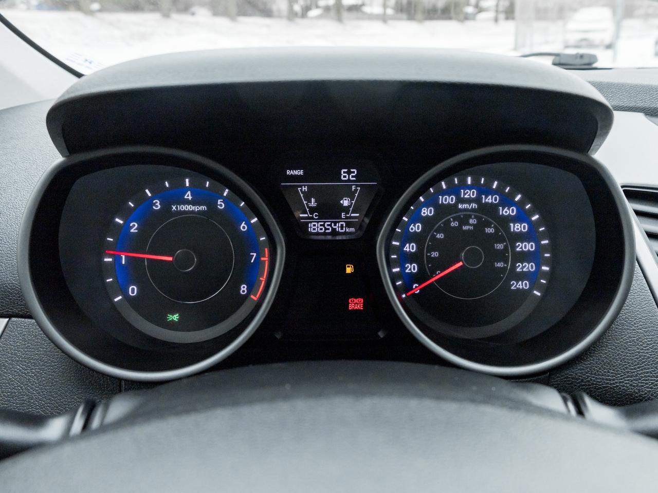 2016 Hyundai Elantra 4dr Sdn Manual GLS   AS IS Photo