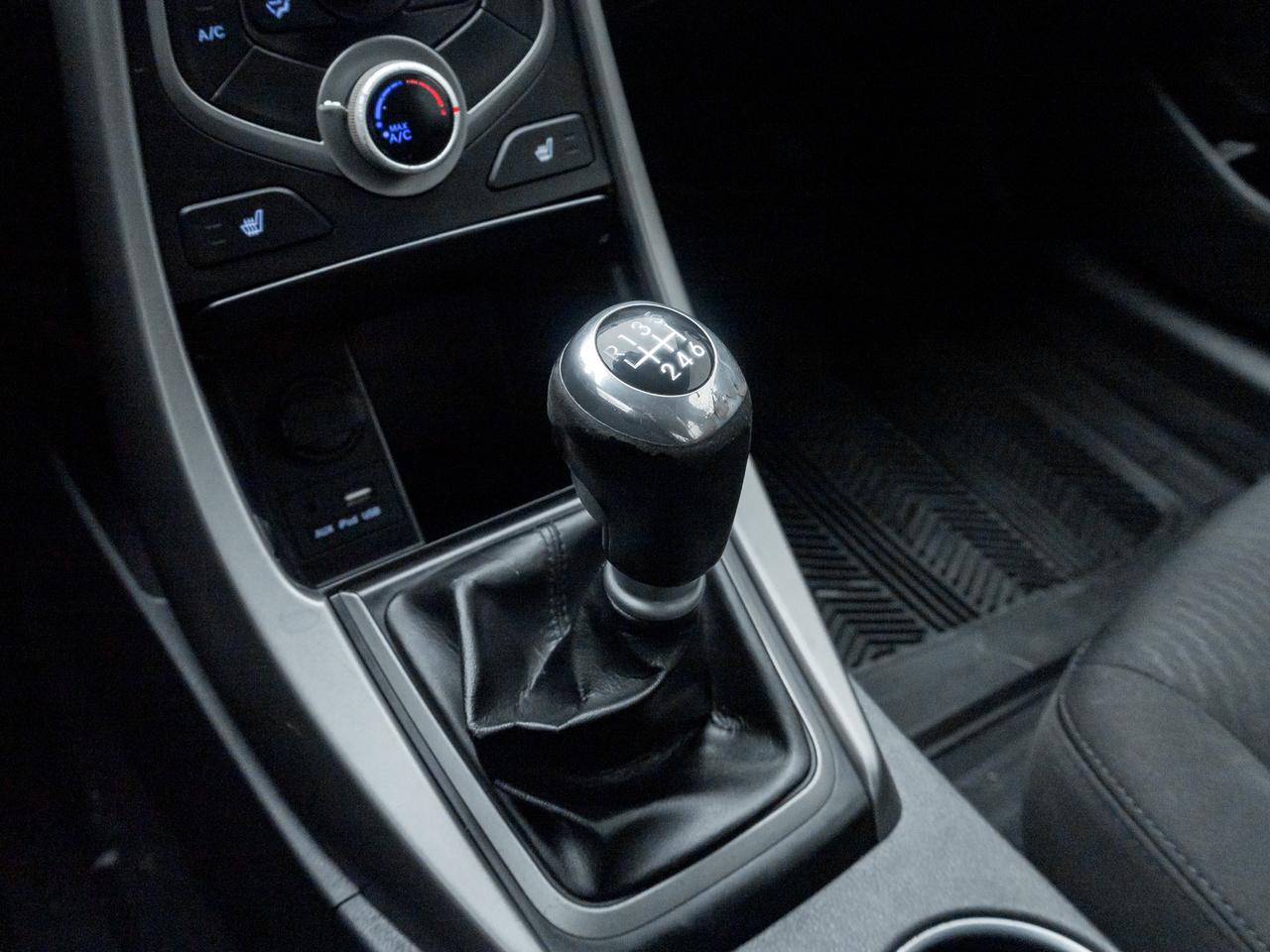 2016 Hyundai Elantra 4dr Sdn Manual GLS   AS IS Photo