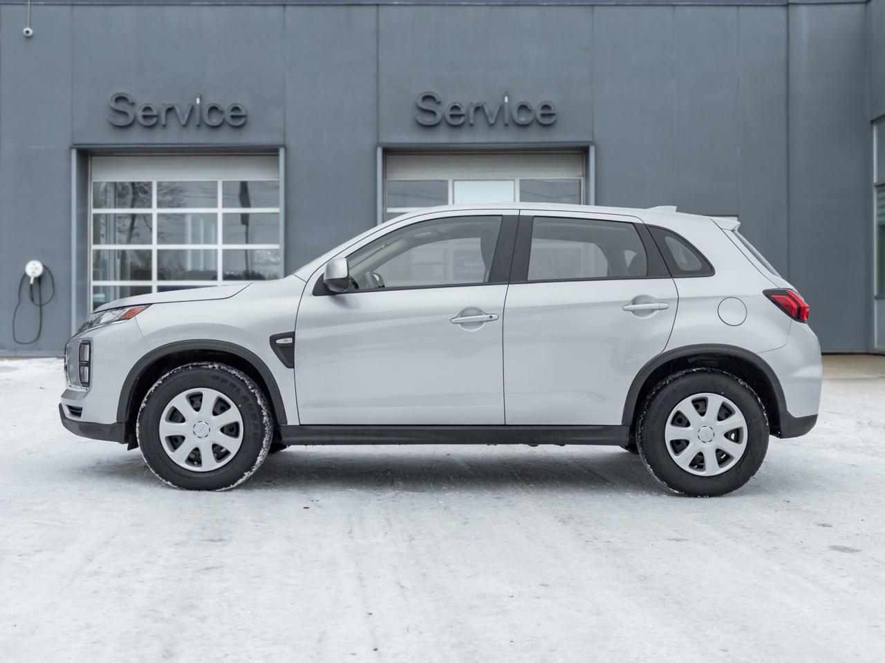 2022 Mitsubishi RVR ES FWD   CPO FINANCE RATES FOR AS LOW AS 0.90% Photo