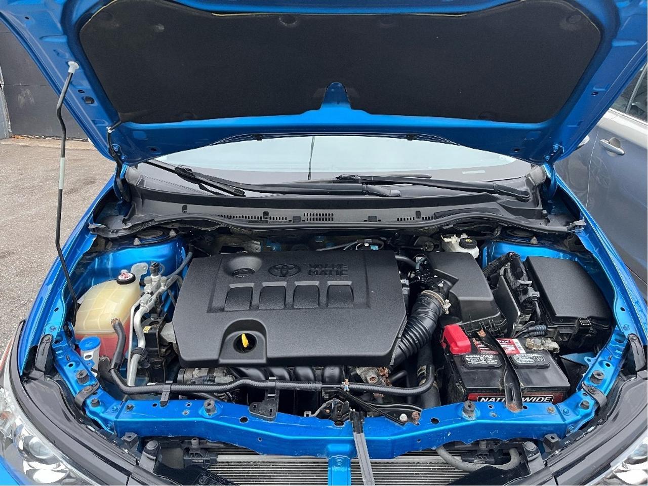 2017 Toyota Corolla iM CERTIFIED Photo