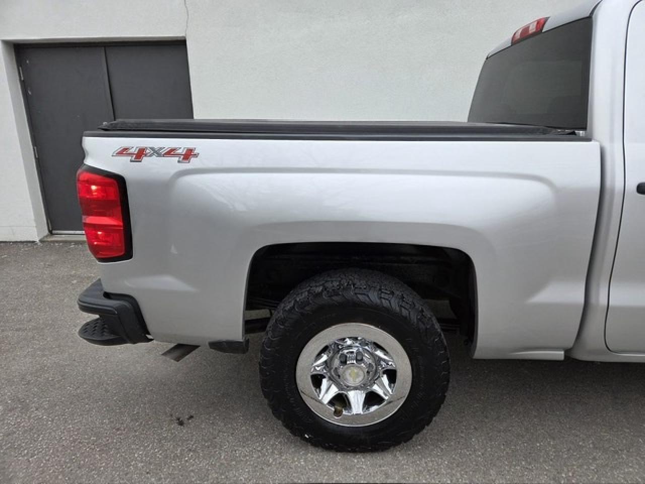 2014 Chevrolet Silverado 1500 4WD CREW CAB-SHORT BOX-TONNEAU-1 OWNER-CERTIFIED! Photo