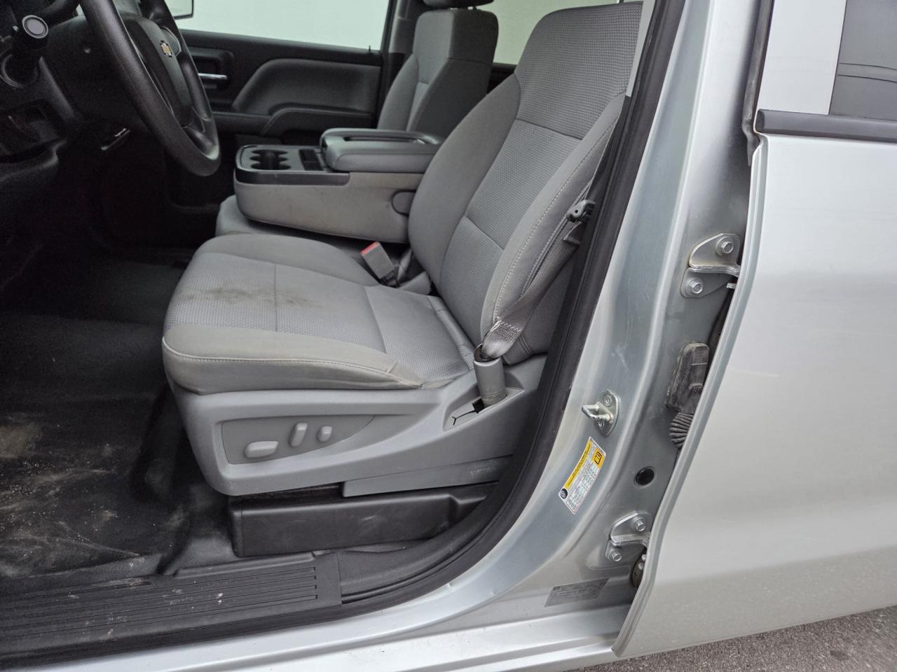 2014 Chevrolet Silverado 1500 4WD CREW CAB-SHORT BOX-TONNEAU-1 OWNER-CERTIFIED! Photo