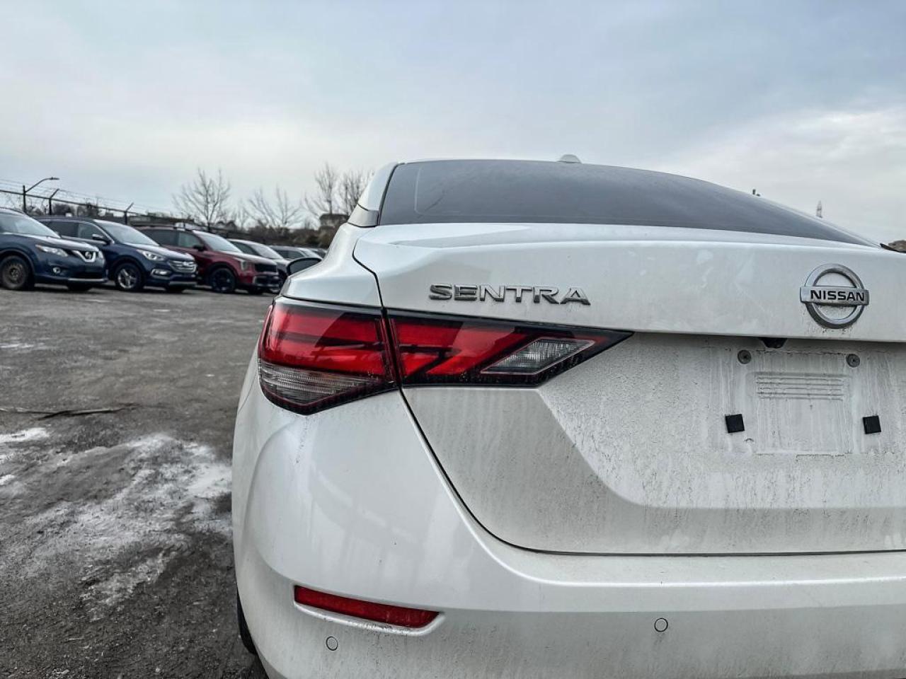 2020 Nissan Sentra SV Photo