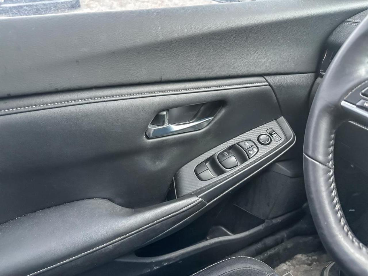 2020 Nissan Sentra SV Photo