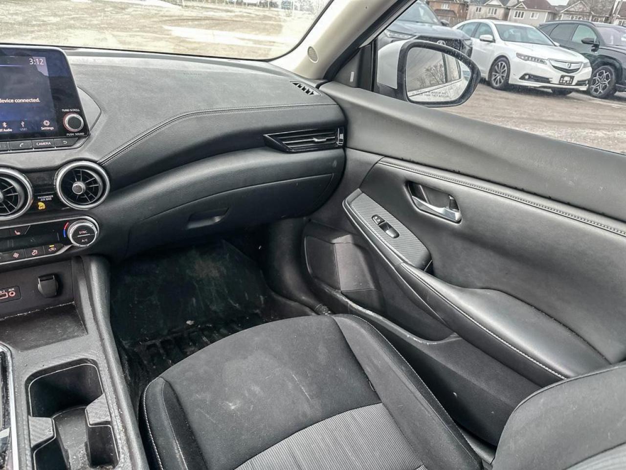 2020 Nissan Sentra SV Photo