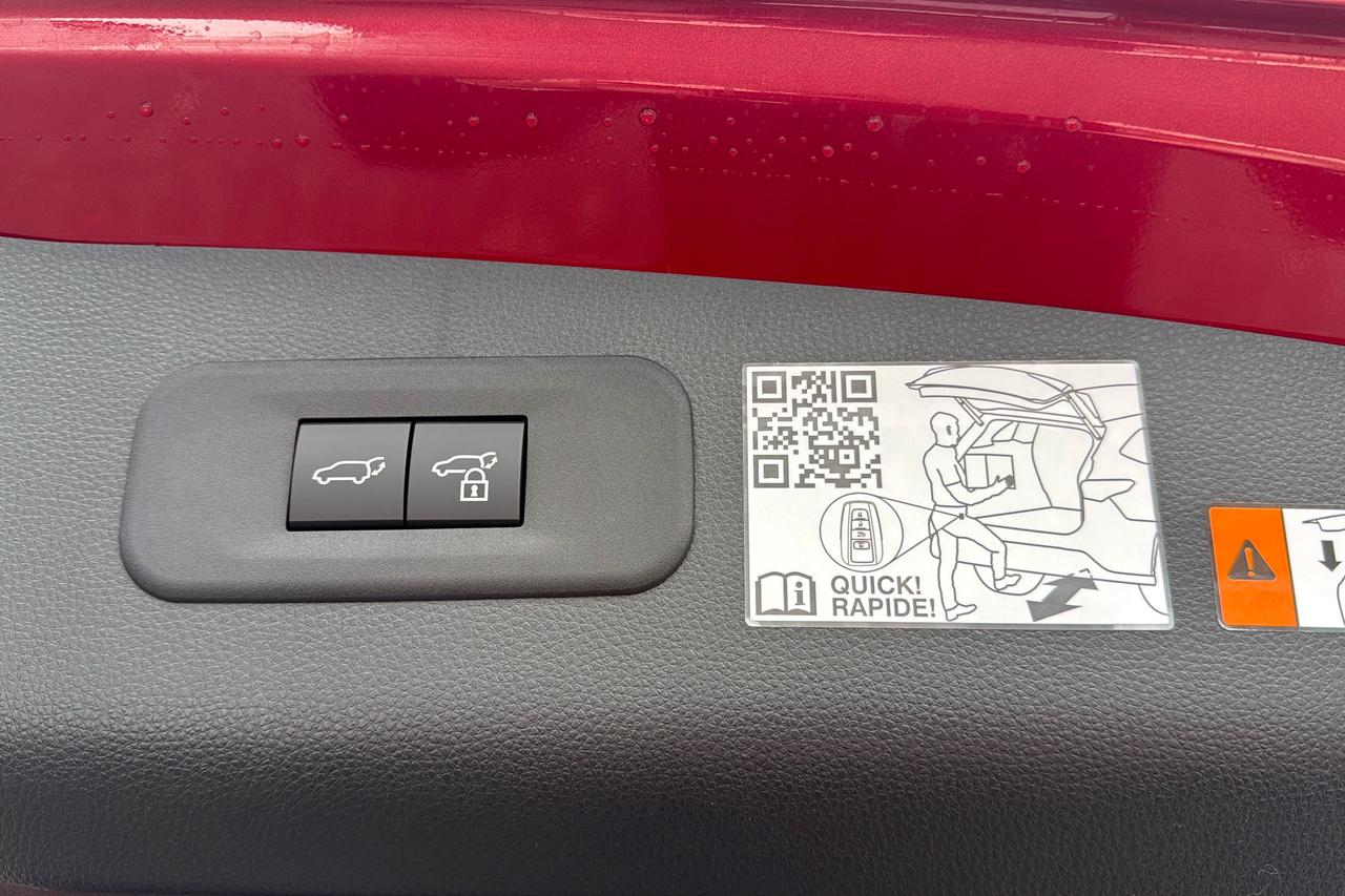 2026 Toyota Crown Signia Limited Adv. Tech Package Photo