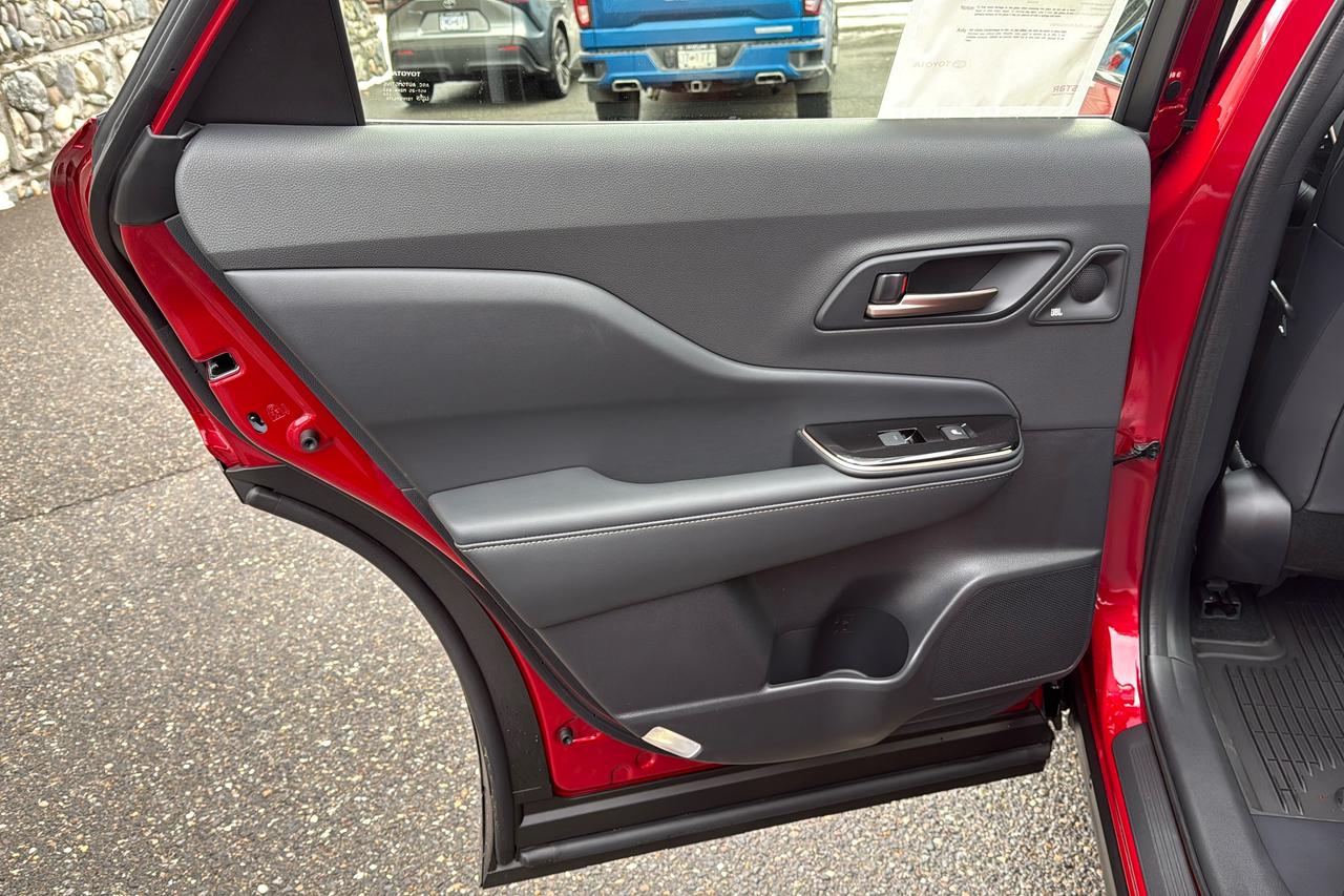 2026 Toyota Crown Signia Limited Adv. Tech Package Photo